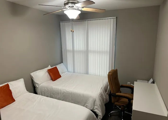 Spacious 1400Sf 3Bed 2Bath Apartment
